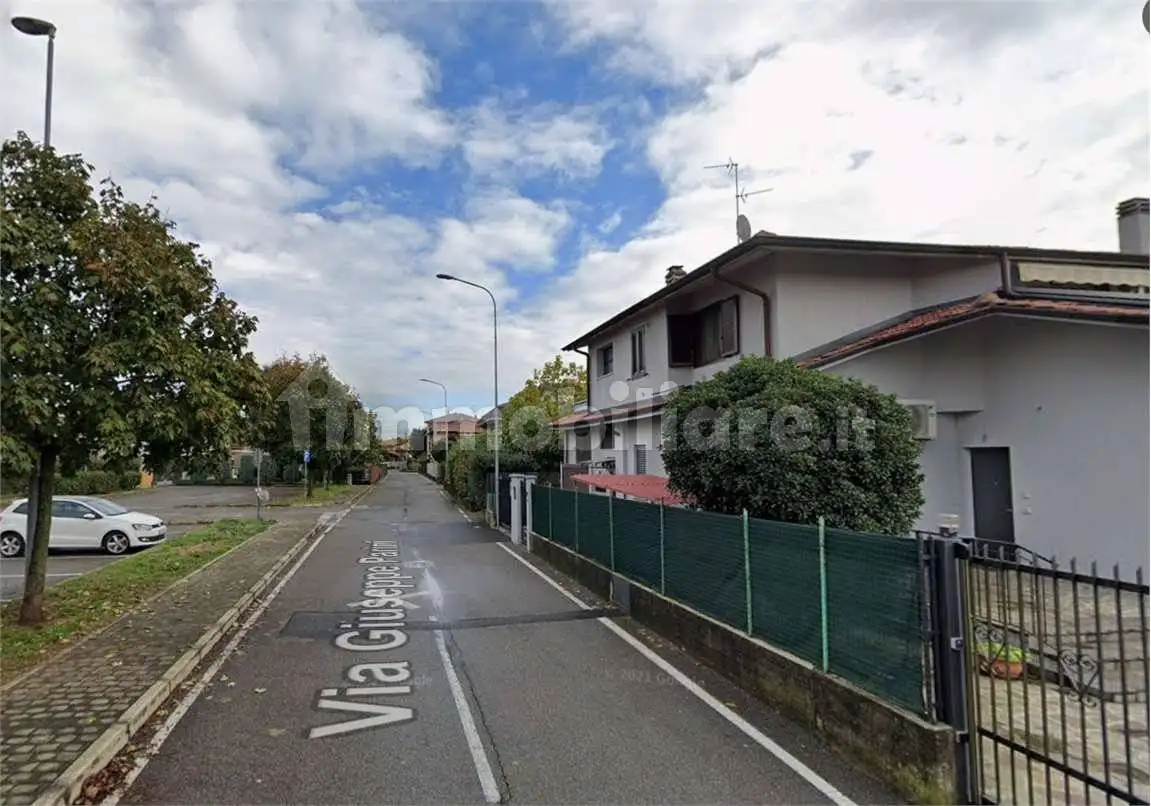 Appartamento in asta a Bonate Sotto