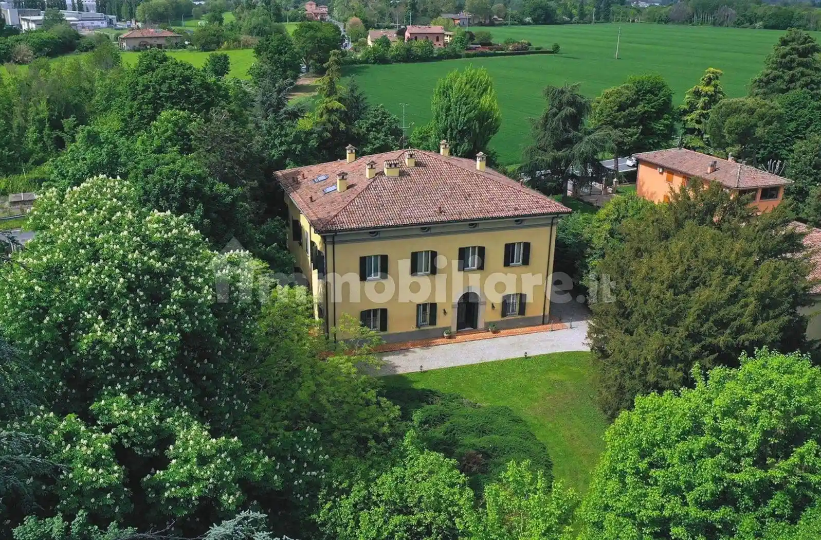 Villa bifamiliare via San Donato 204, Pilastro, Bologna - foto 2