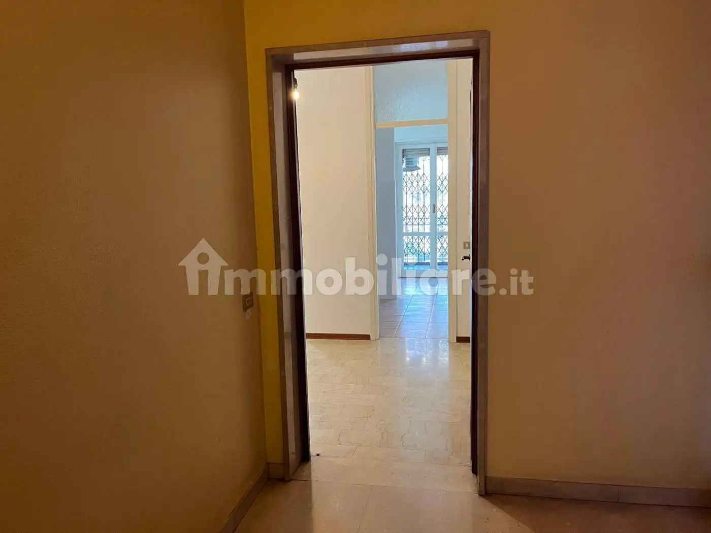 Trilocale via 1 Maggio 39, Romano Banco, Buccinasco - foto 2