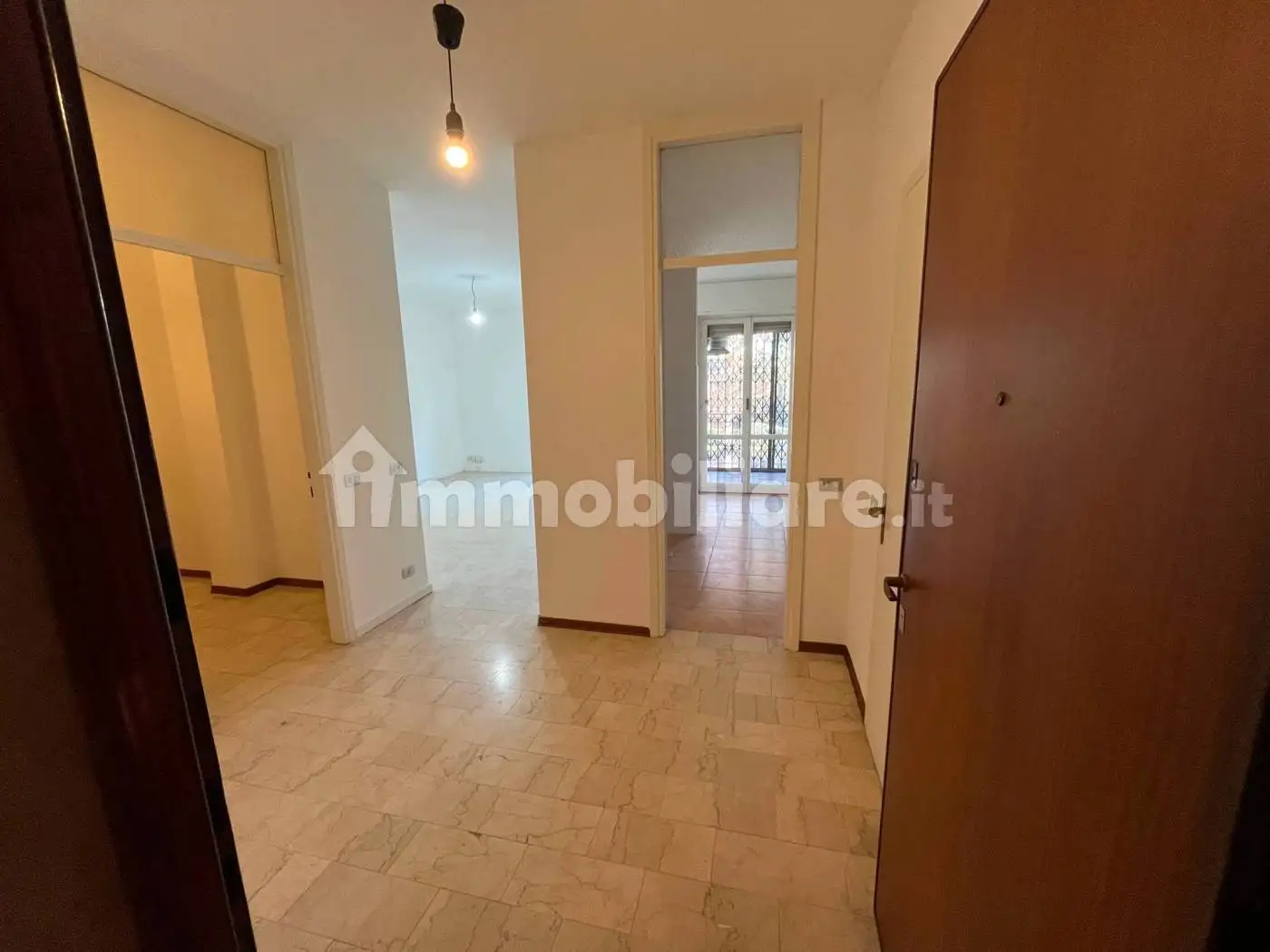 Trilocale via 1 Maggio 39, Romano Banco, Buccinasco - foto 3