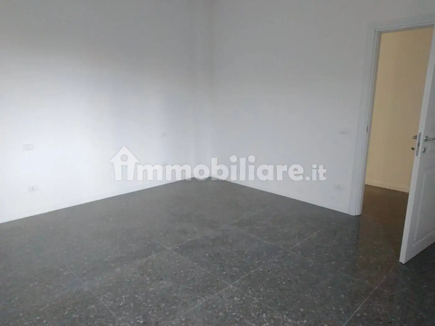 Trilocale viale Buon Pastore, Buon Pastore - Parco Amendola, Modena - foto 3