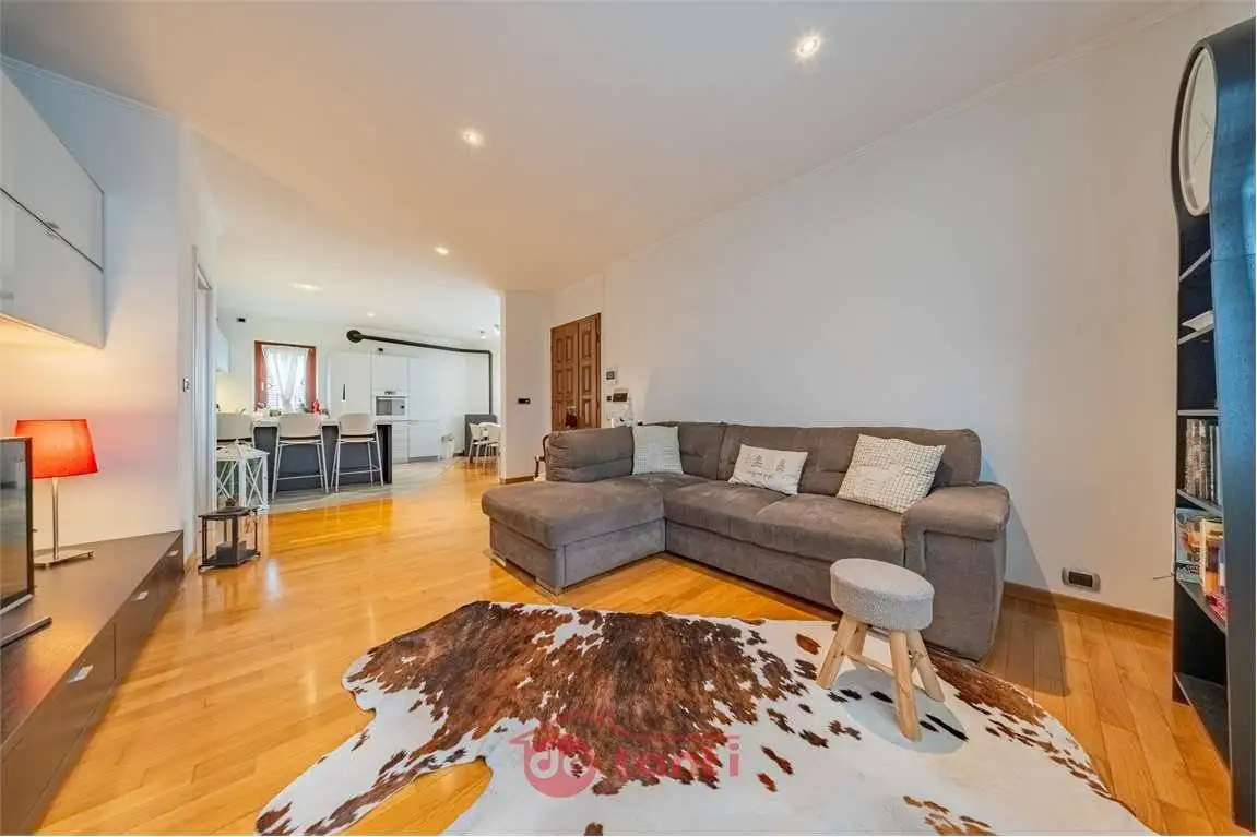 Appartamento in vendita a Samolaco