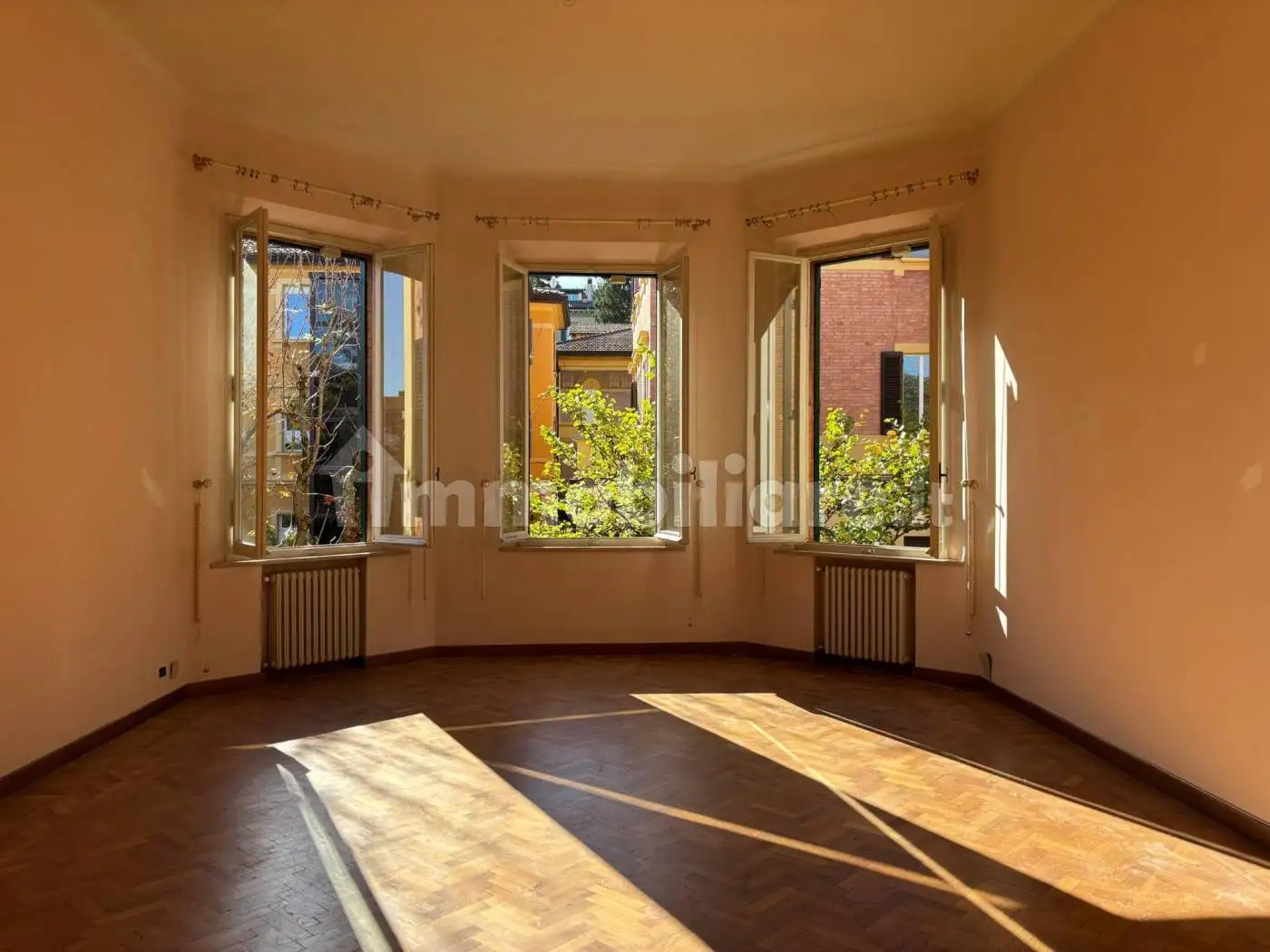 Appartamento in affitto a Bologna