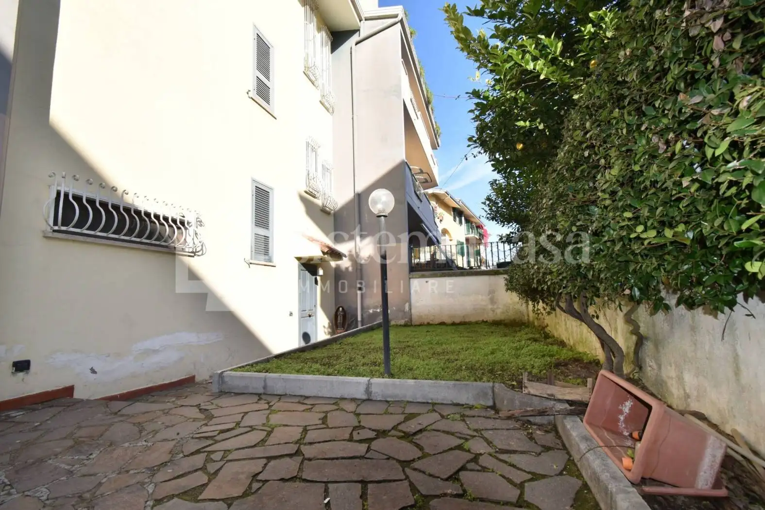 Villa bifamiliare via Guido De Ruggiero 46, Brusciano - foto 4