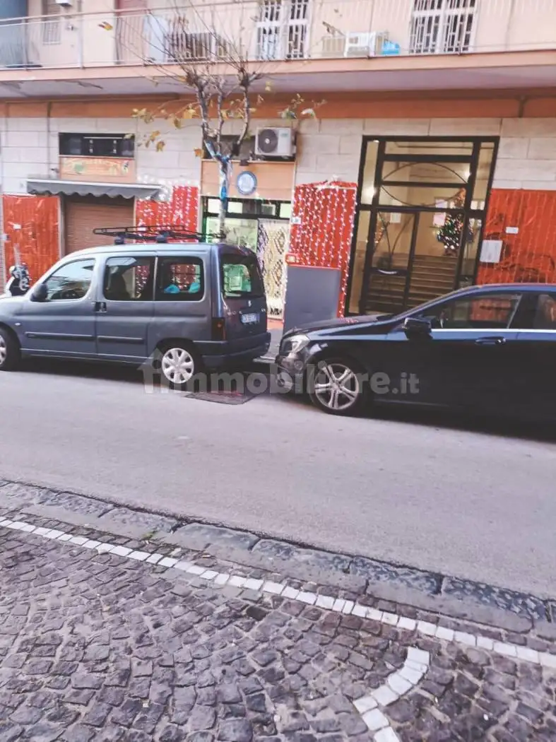 Quadrilocale via Guglielmo Marconi 36, Centro, Ercolano - foto 3