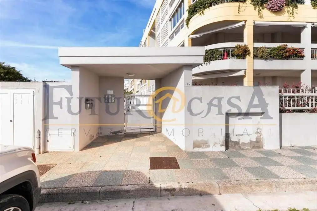 Bilocale via Austria 2, Quartu, Quartu Sant'Elena - foto 2