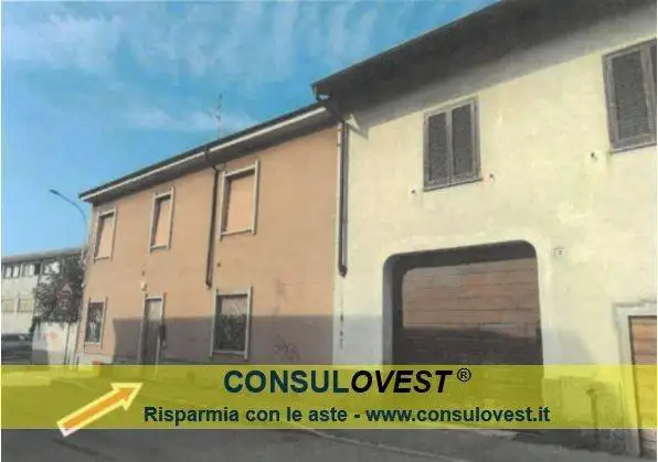 Appartamento in asta a Cerro Maggiore