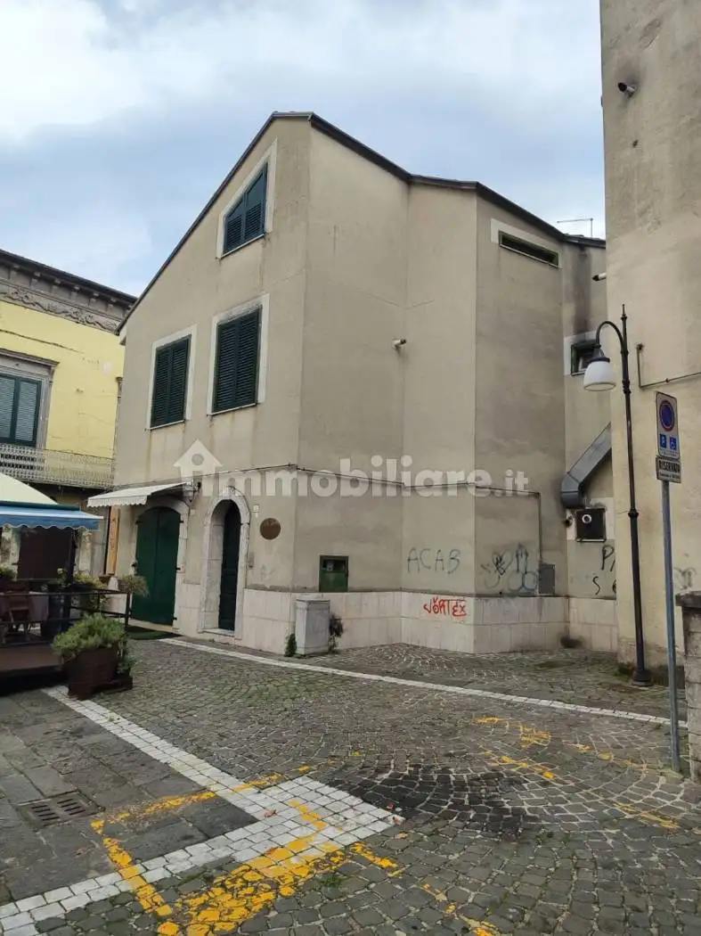 Quadrilocale via piazza 3, Atripalda - foto 2