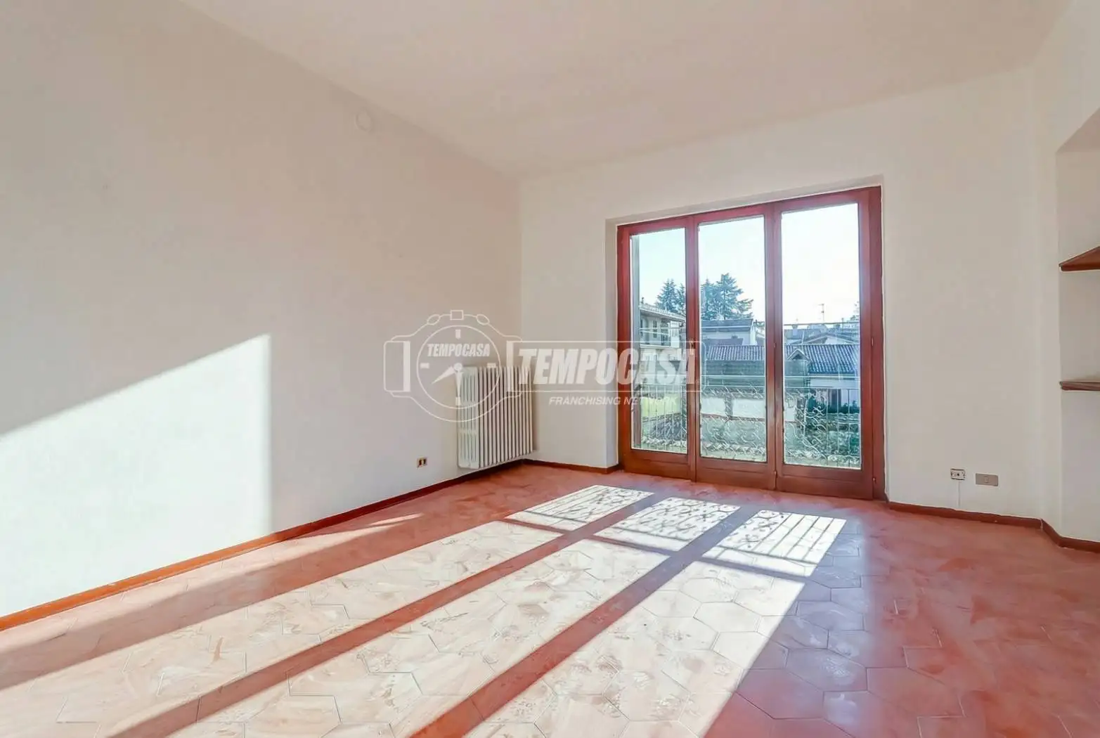 Trilocale via Gerolamo Torelli, Centro, Borgomanero - foto 2