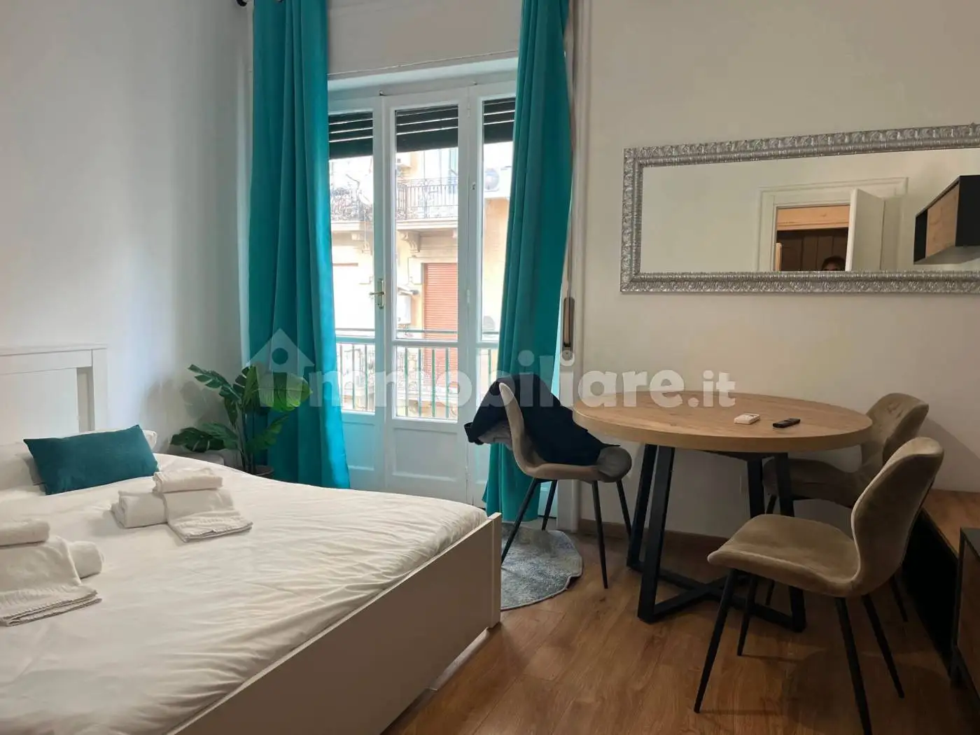 Bilocale via Vittoria Colonna, Chiaia, Napoli - foto 2