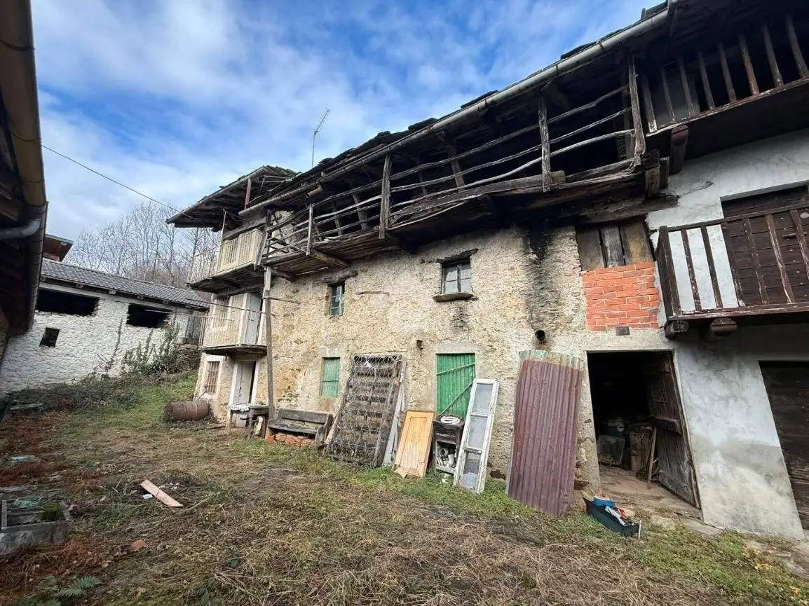 Rustico - Casale in vendita a Lanzo Torinese