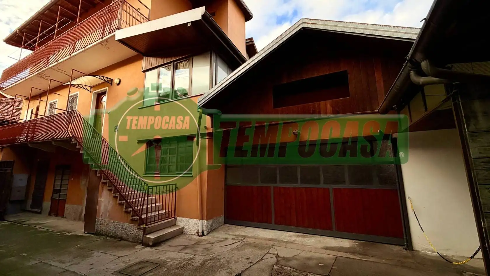 Appartamento in vendita a Castelveccana