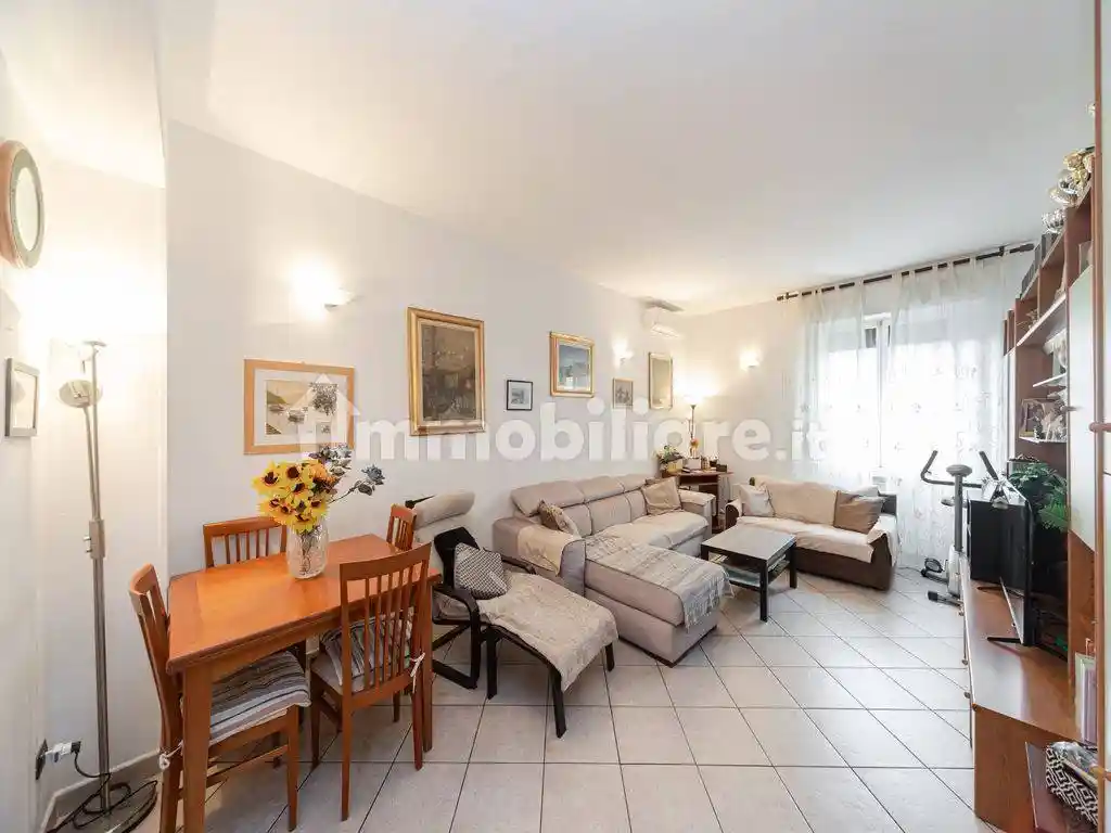 Trilocale via Airolo 25, Istria, Milano - foto 2