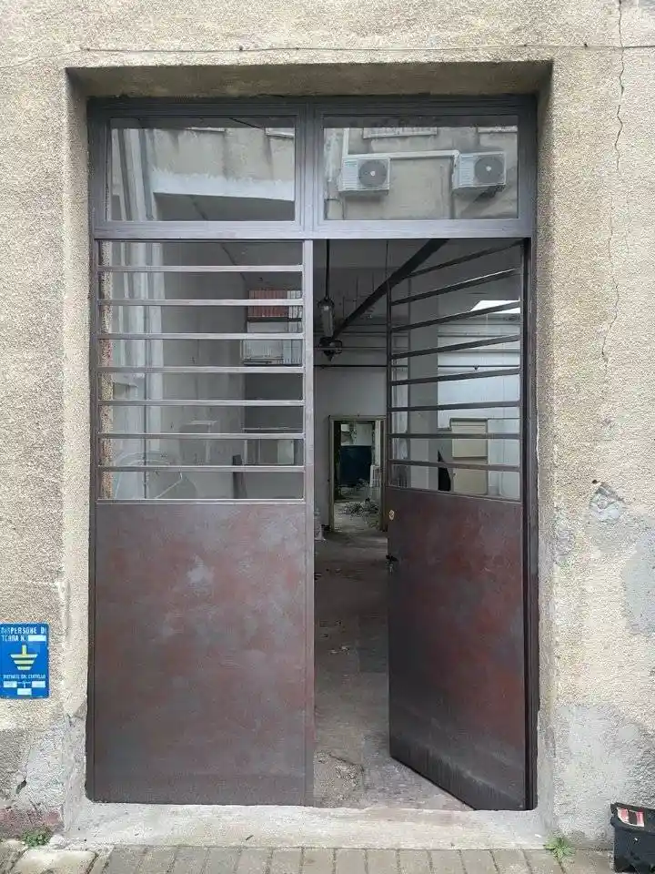 Palazzo - Edificio in Affitto - foto 5