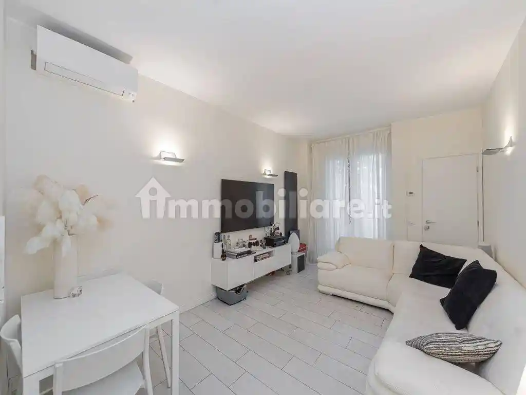 Trilocale via Fiuggi 12/5, Istria, Milano - foto 2