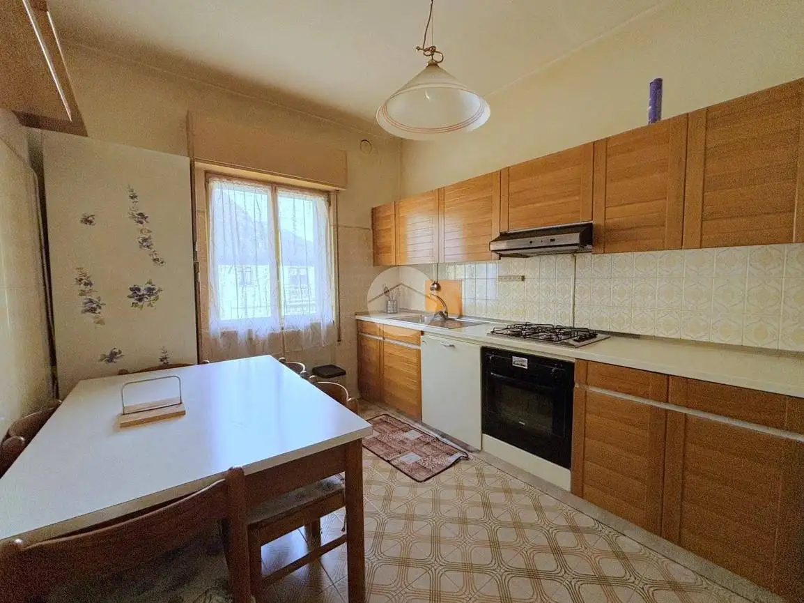 Trilocale via Giovanni Sarotti 28, Centro, Edolo - foto 2