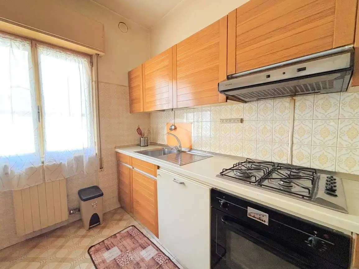 Trilocale via Giovanni Sarotti 28, Centro, Edolo - foto 4