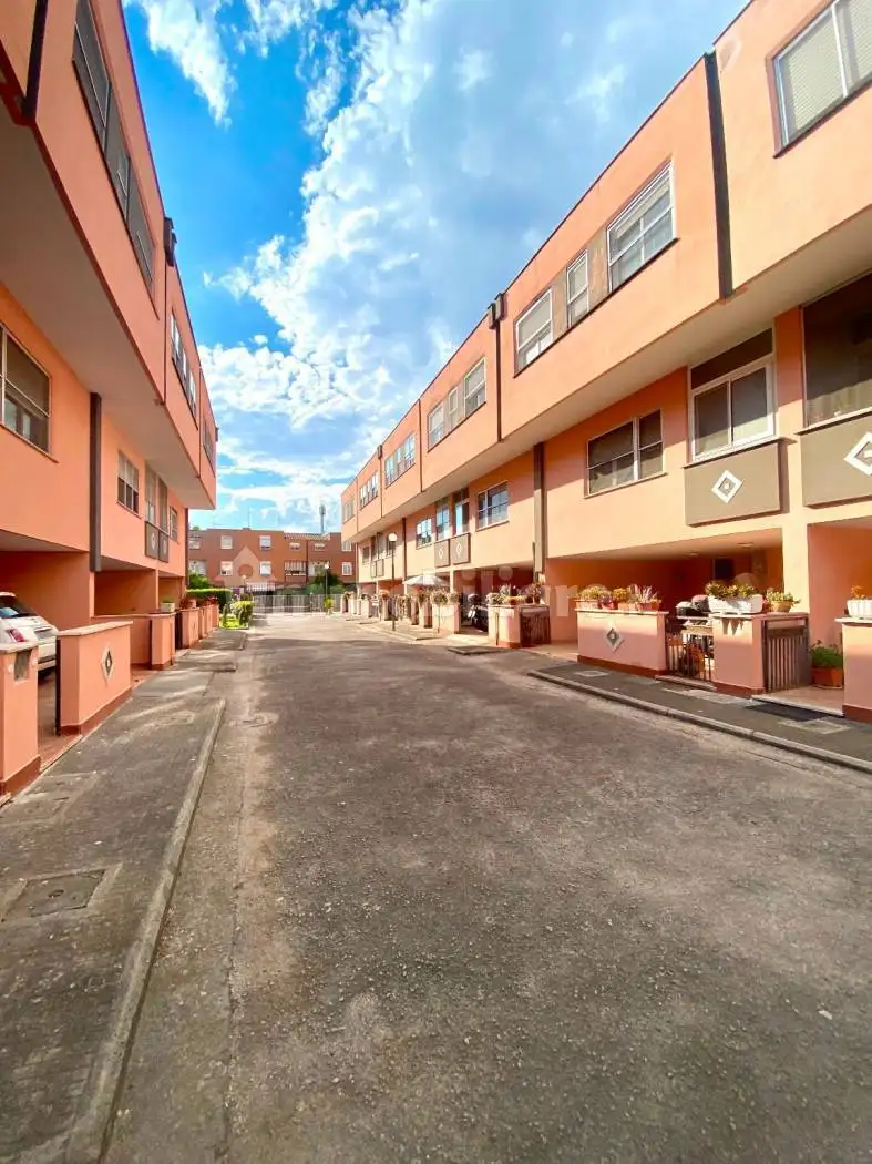 Villetta a schiera in vendita a Latina