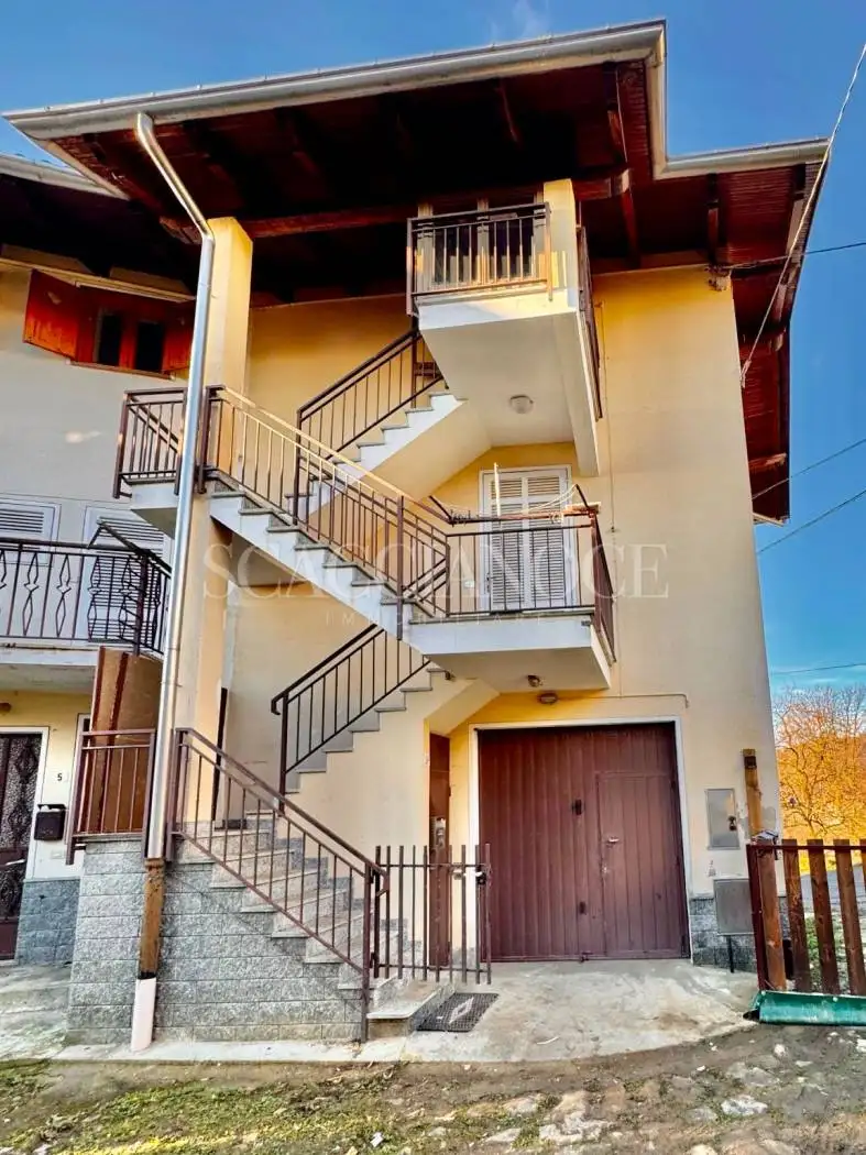 Villetta a schiera in vendita a Valdilana