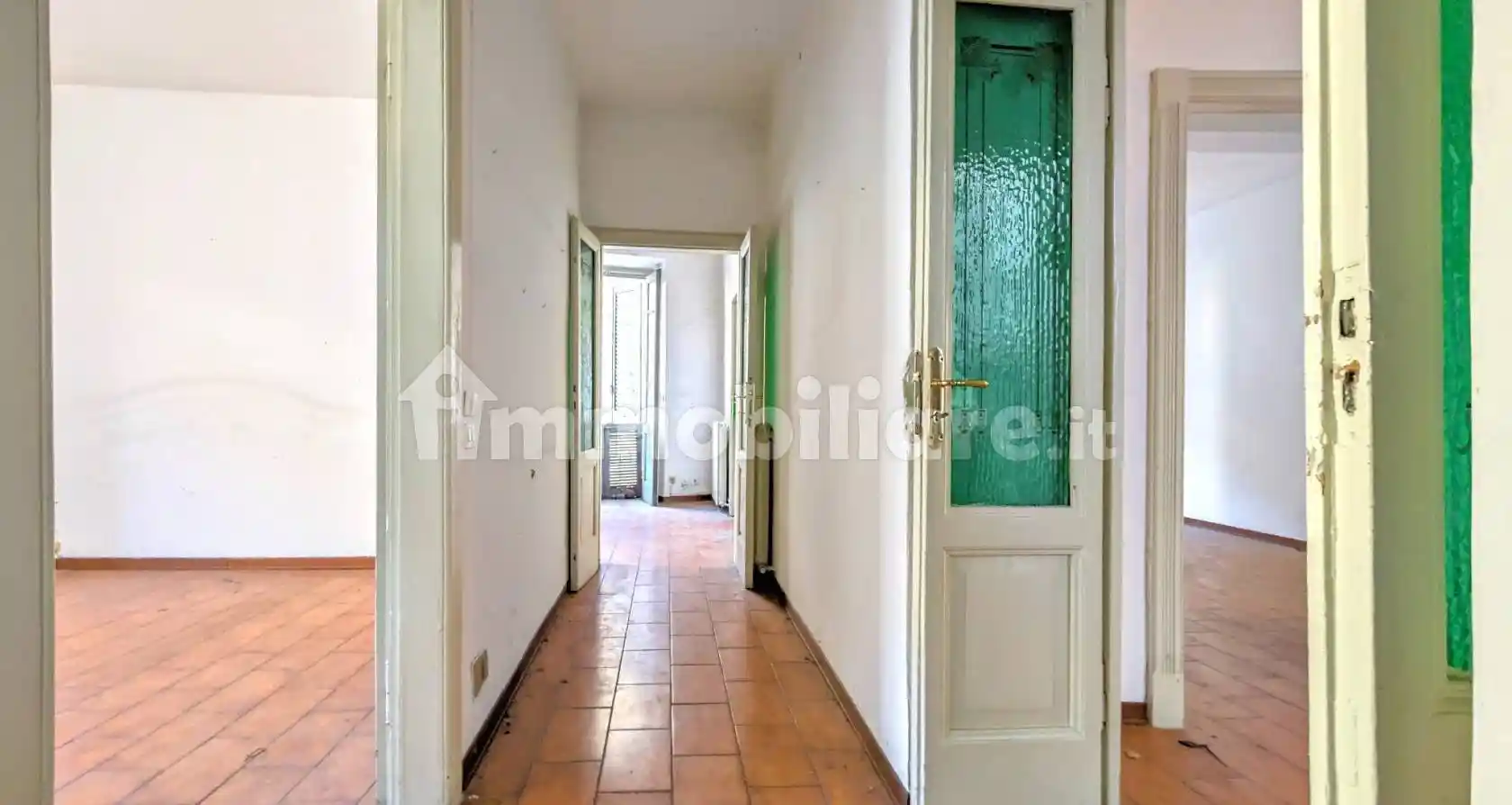 Trilocale via San Gerolamo Miani 5, Centro Storico, Pavia - foto 3