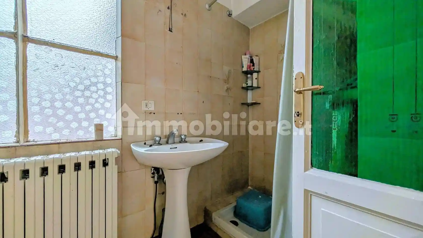 Trilocale via San Gerolamo Miani 5, Centro Storico, Pavia - foto 4