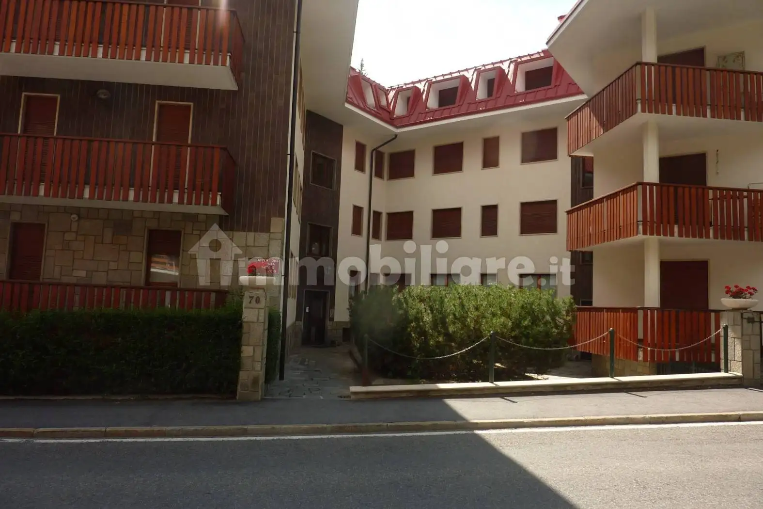 Trilocale viale Roma 68, Centro, Bardonecchia - foto 4