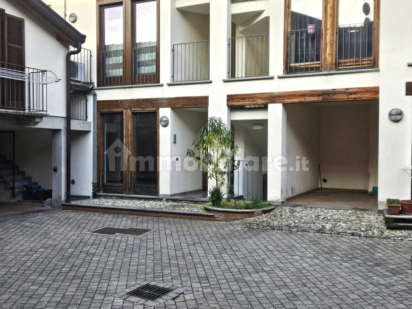 Bilocale via Roma 10, Centro, Binago - foto 3