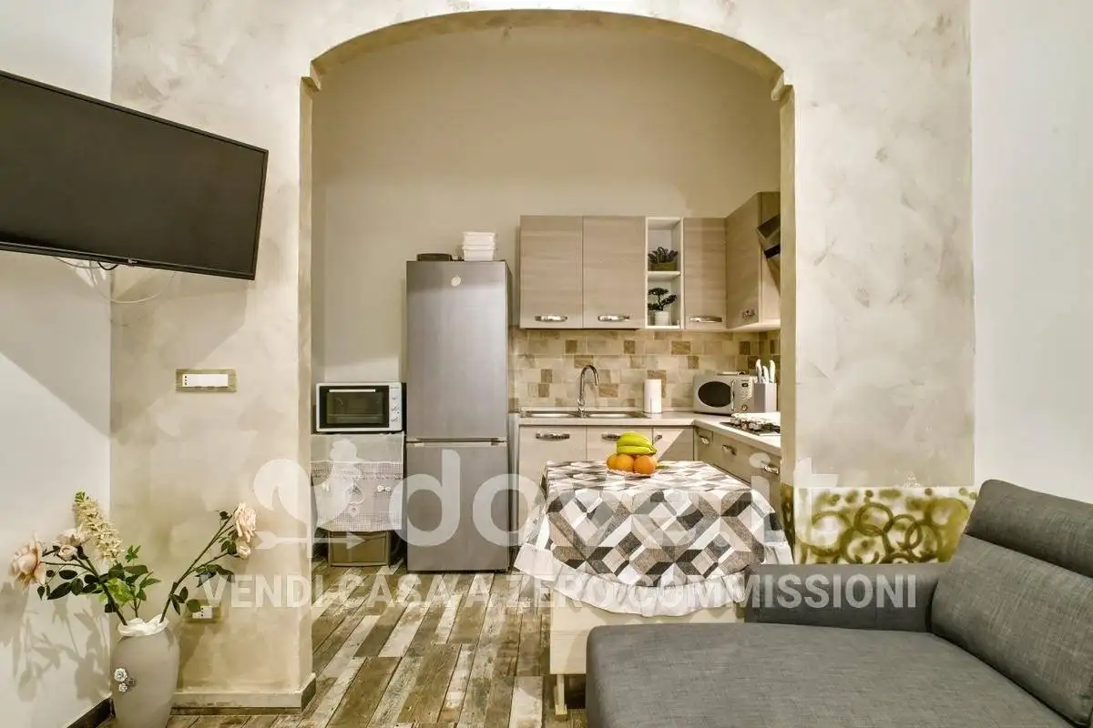 Bilocale via Giuseppe Mazzini 152, Borgo, Taranto - foto 2