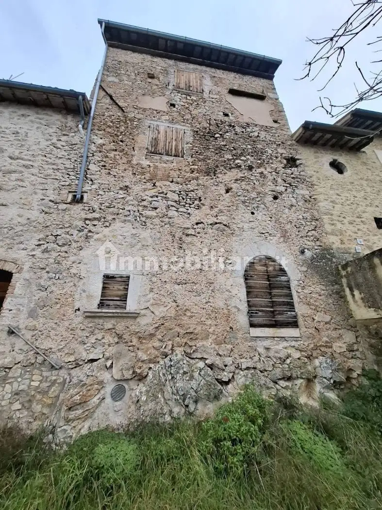 Terratetto unifamiliare via Nicola Landi, Campello sul Clitunno - foto 3