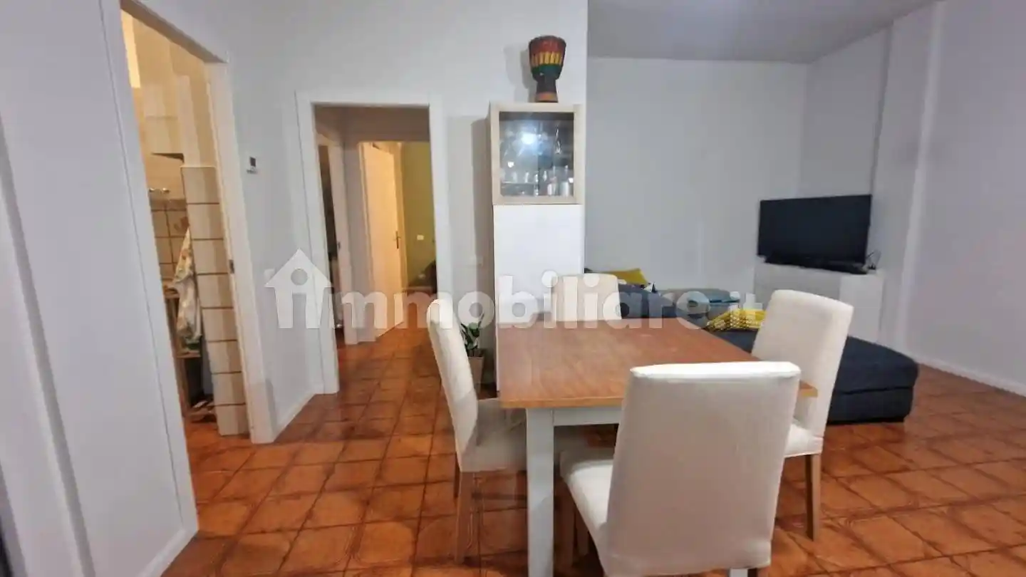 Trilocale ottimo stato, primo piano, Luni Mare, Luni - foto 3