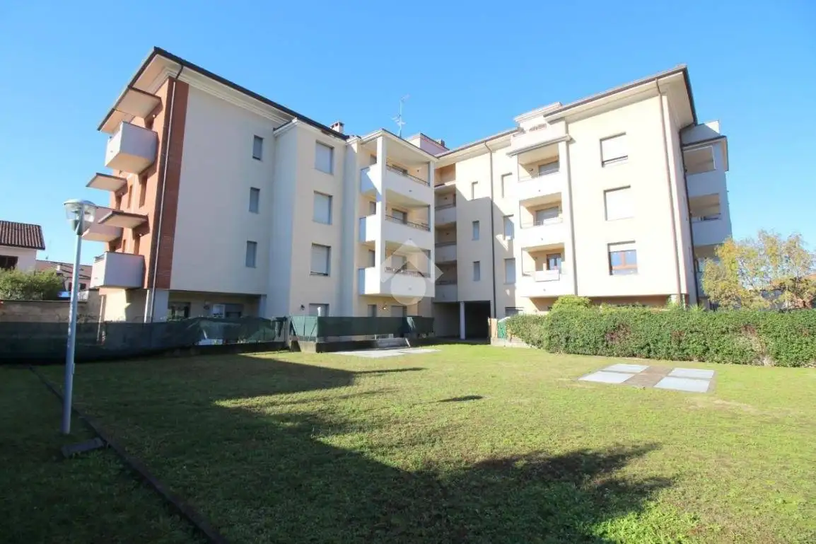Appartamento in vendita a Pogliano Milanese