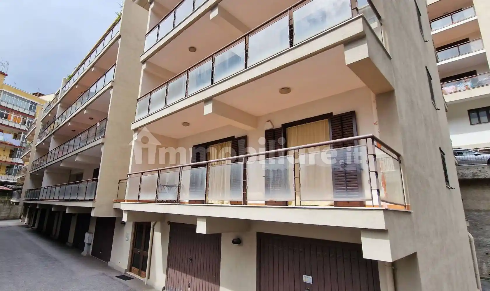 Palazzo - Edificio in Vendita - foto 3