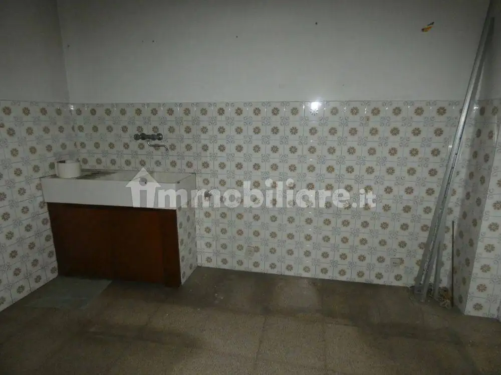 Quadrilocale piazza Urbano Prunotto, Centro, Alba - foto 3