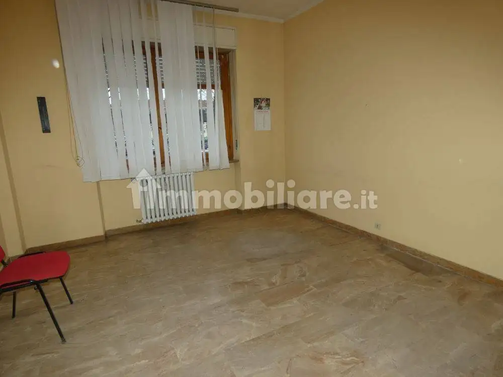 Quadrilocale piazza Urbano Prunotto, Centro, Alba - foto 5