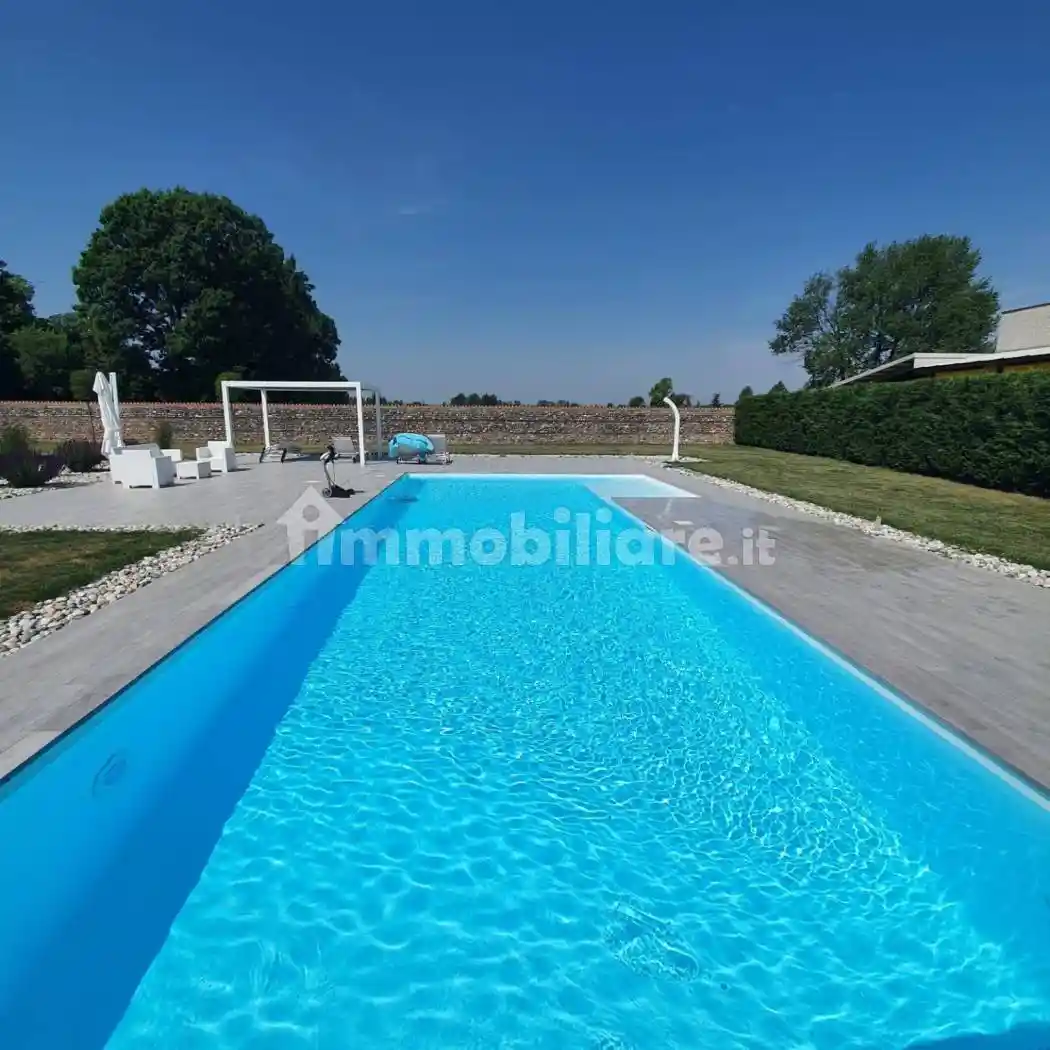 Villa unifamiliare, ottimo stato, 632 m², Centro, Chiari - foto 2