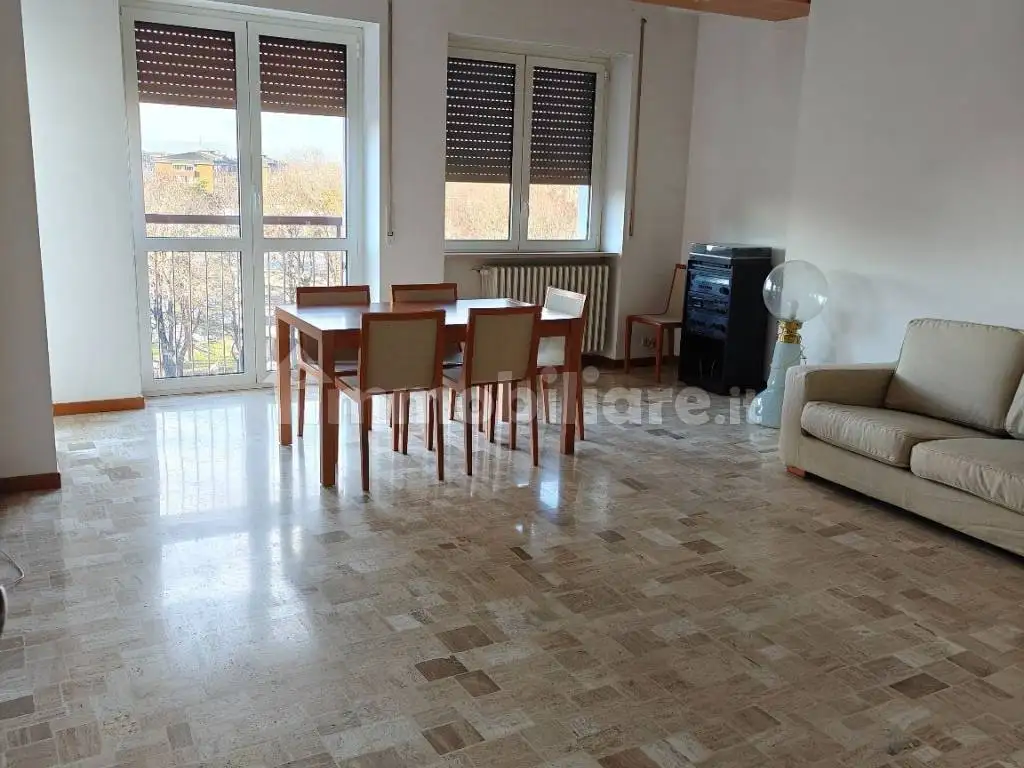 Quadrilocale via Cesare Battisti 75, Semicentro, Paderno Dugnano - foto 2