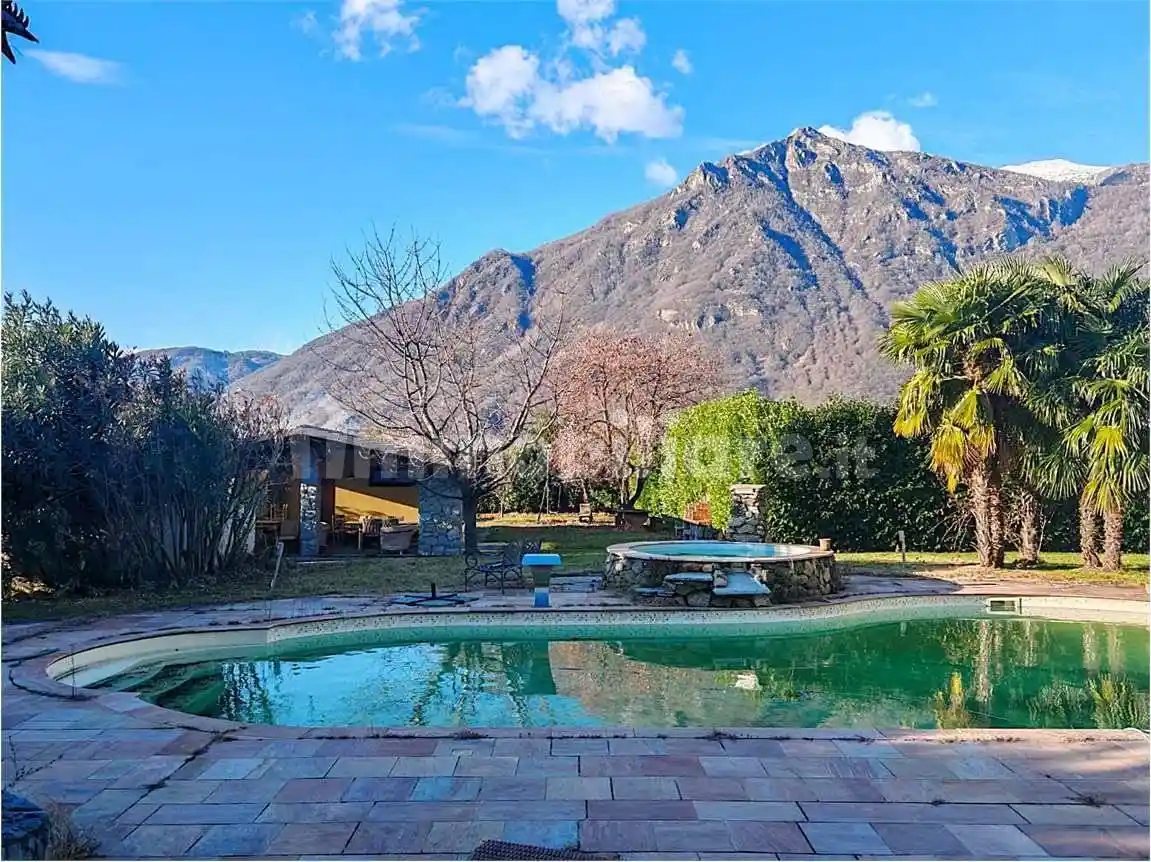 Villa unifamiliare via Aosta, Centro, Borgofranco d'Ivrea - foto 4