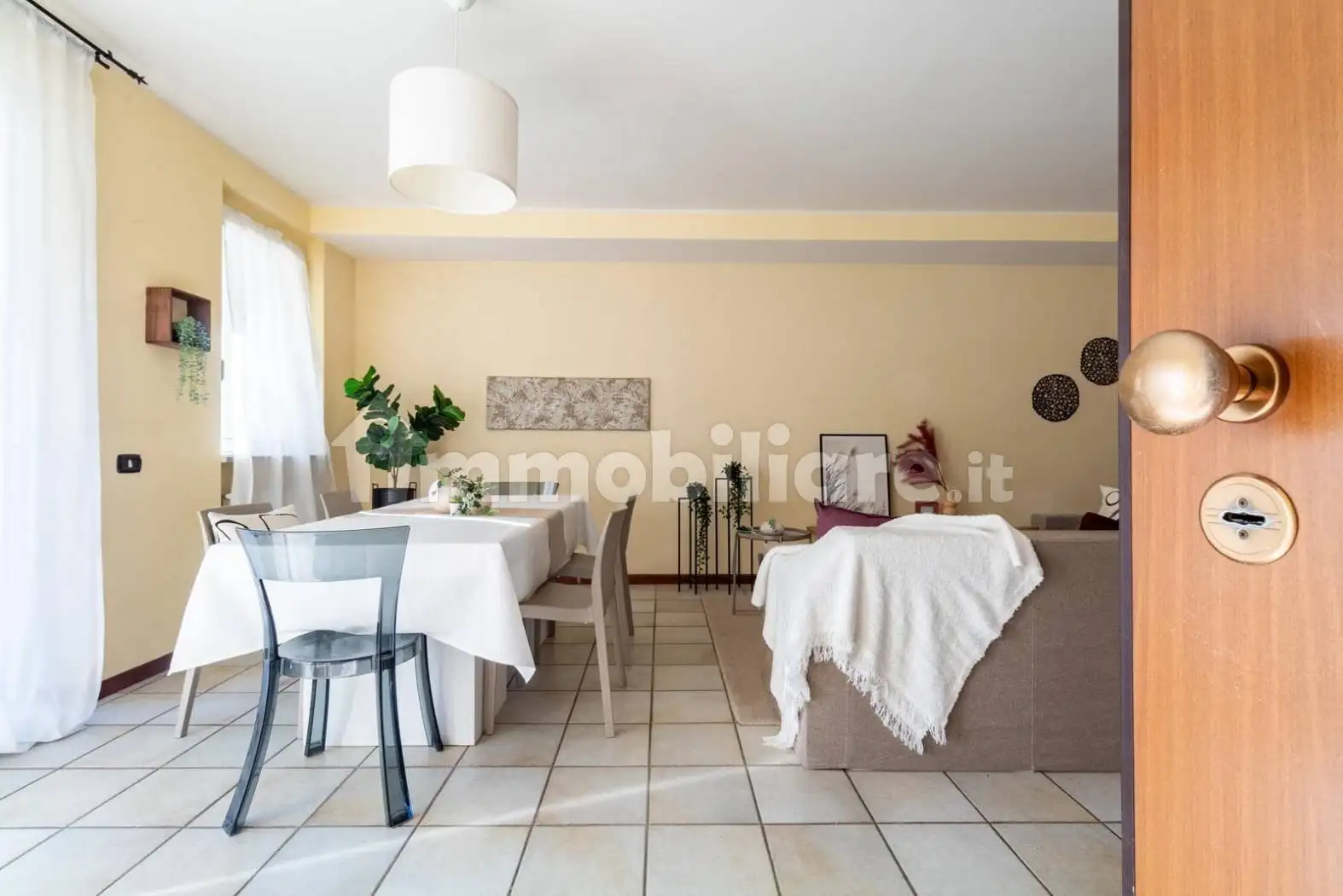 Appartamento in vendita a Seveso