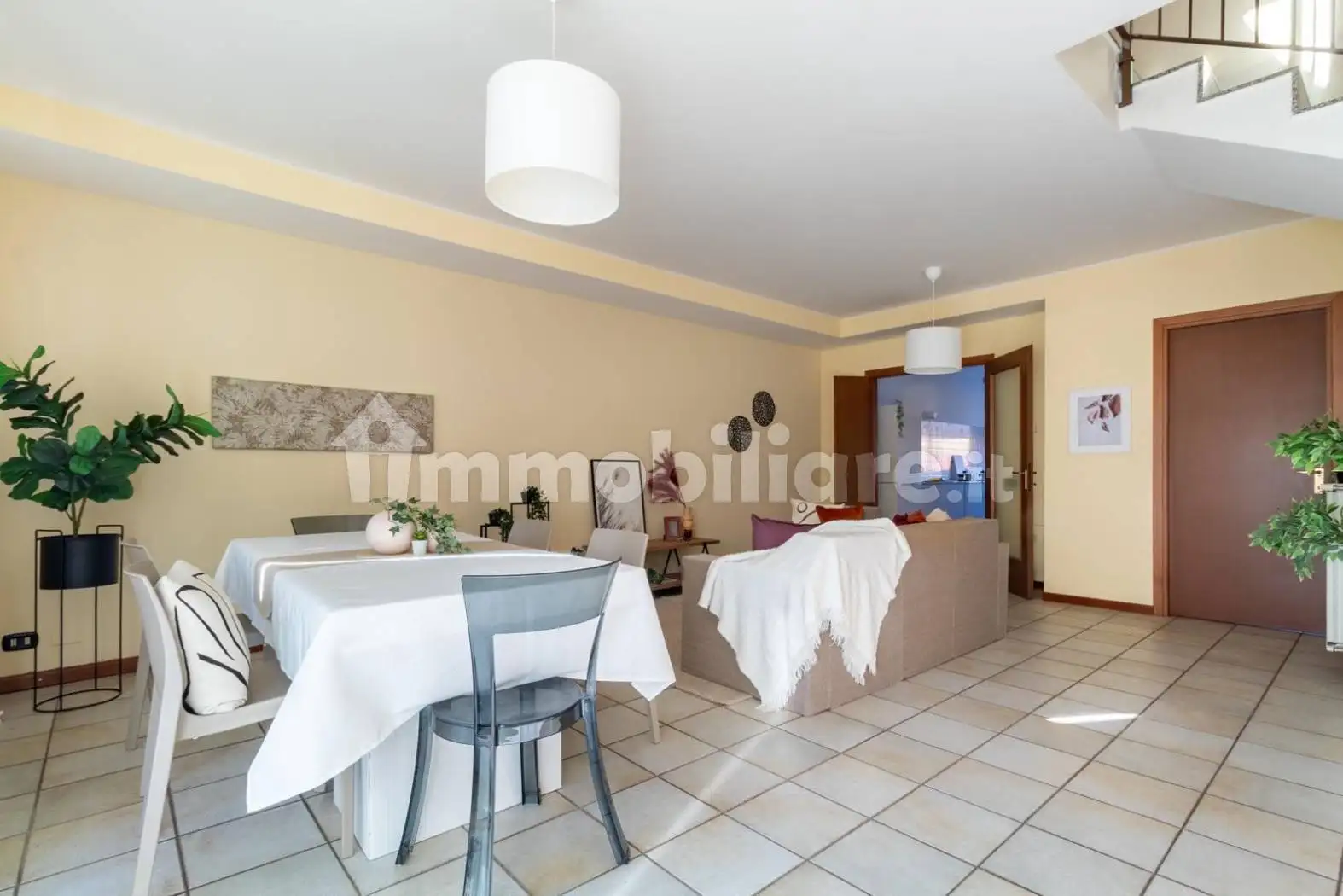 Quadrilocale via Cardinale Federico Borromeo, Centro, Seveso - foto 2