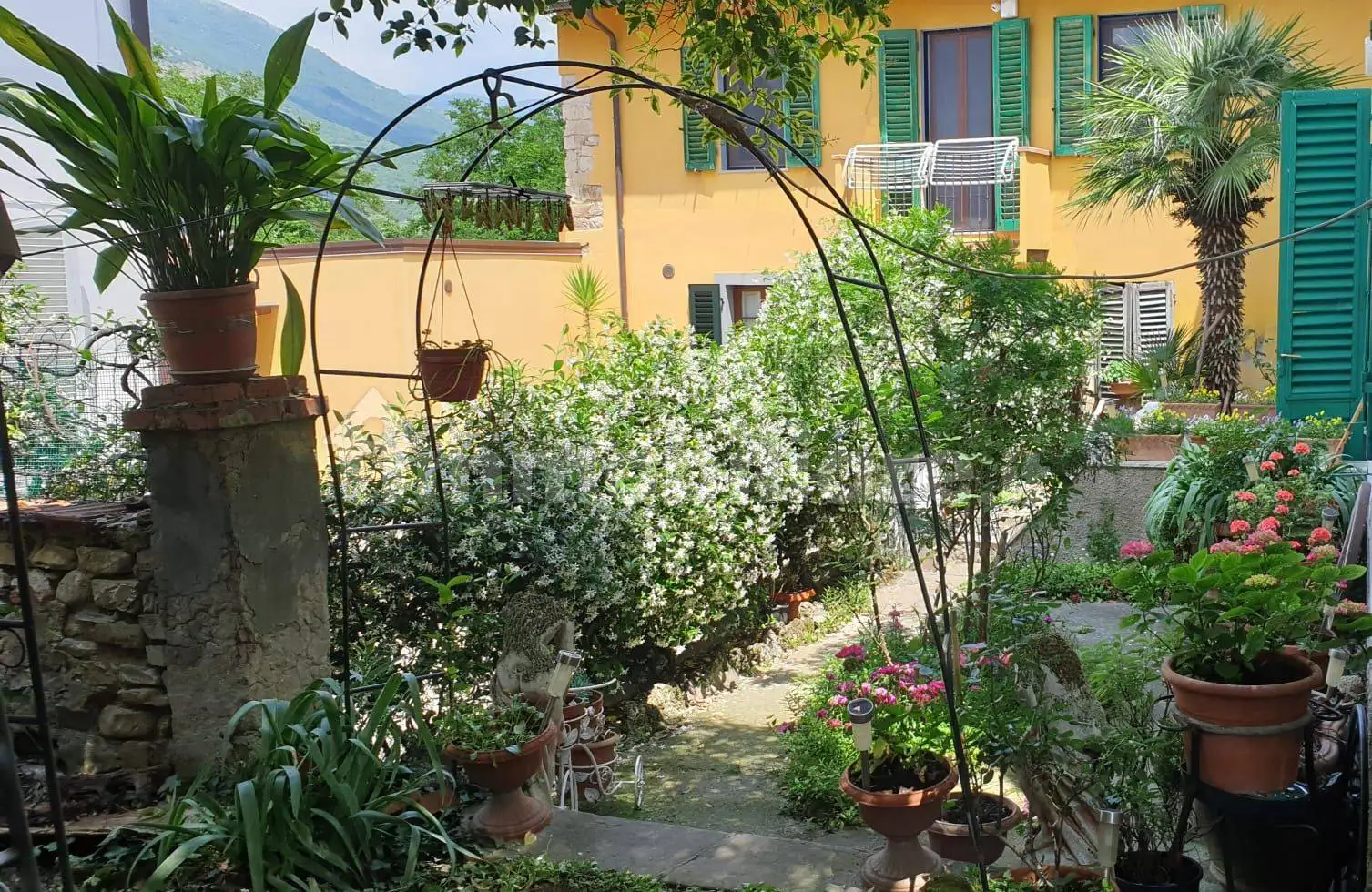 Casa indipendente in vendita a Calenzano