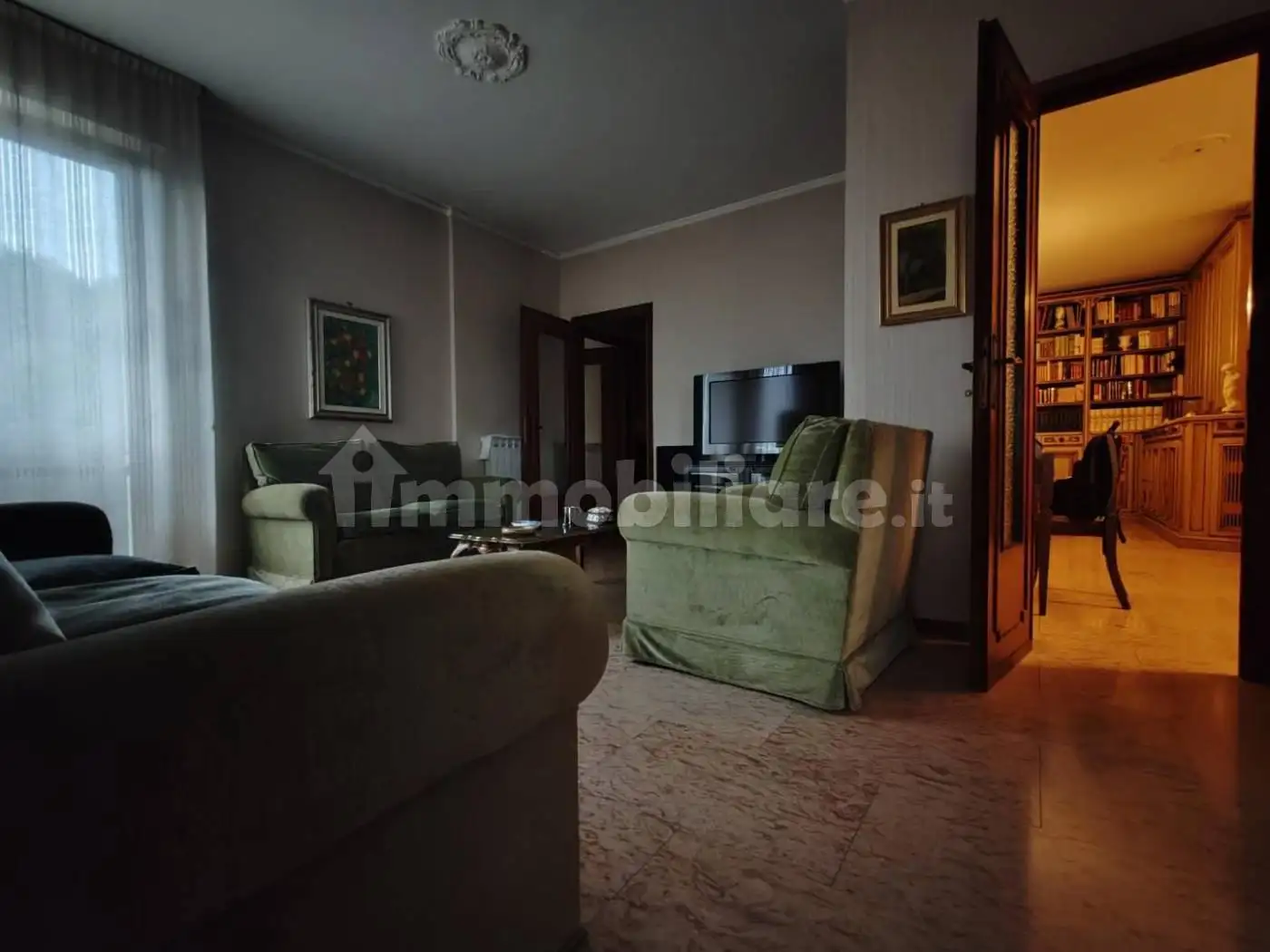 Appartamento buono stato, terzo piano, Centro, Massa - foto 2