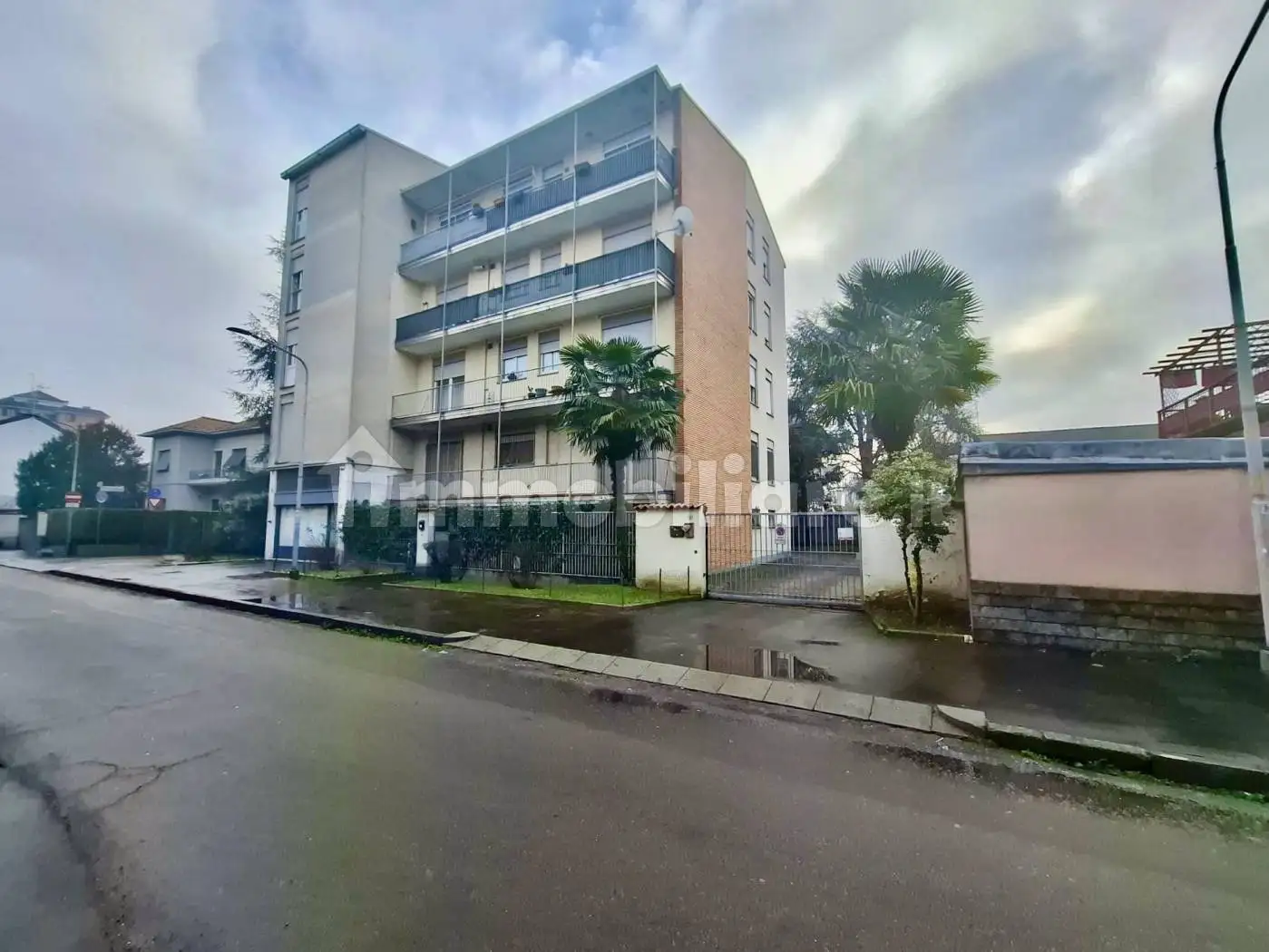 Appartamento in affitto a Rho