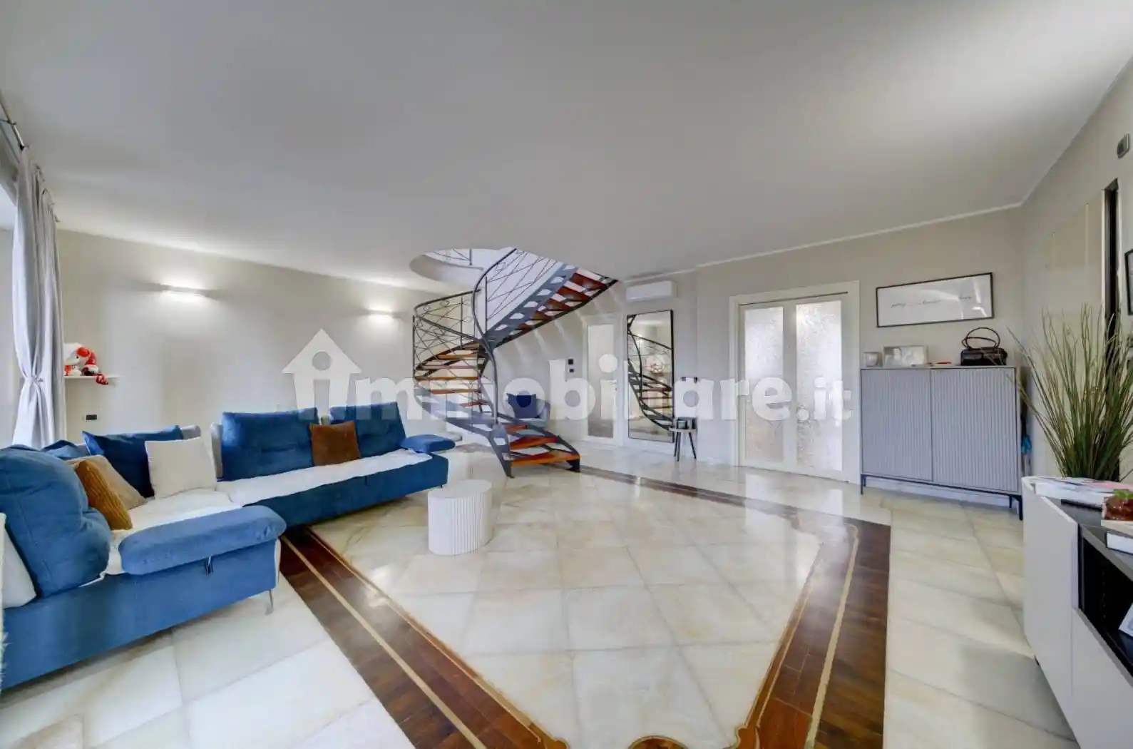 Attico Strada Altessano 130/32, Le Vallette, Torino - foto 2