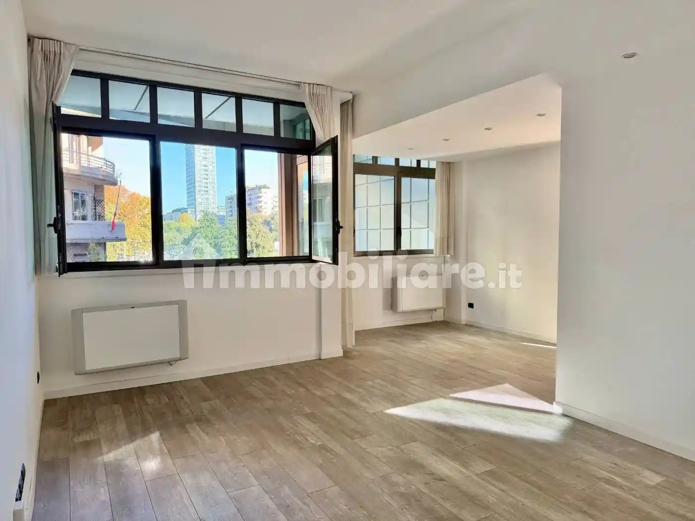 Trilocale piazza della Repubblica 1/A, Porta Nuova, Milano - foto 2