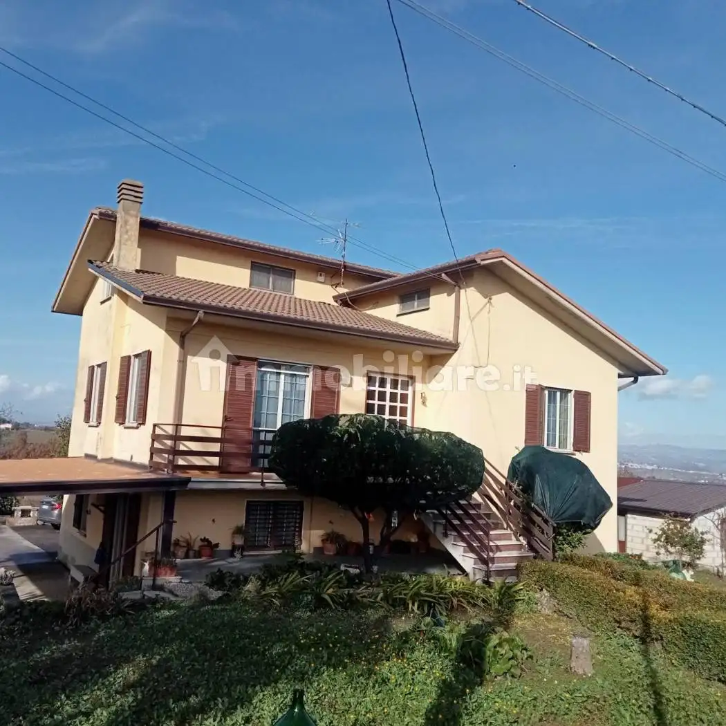 Villa in vendita a Pietradefusi