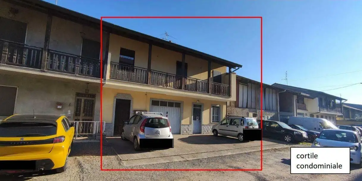 Casa indipendente in asta a Cabiate