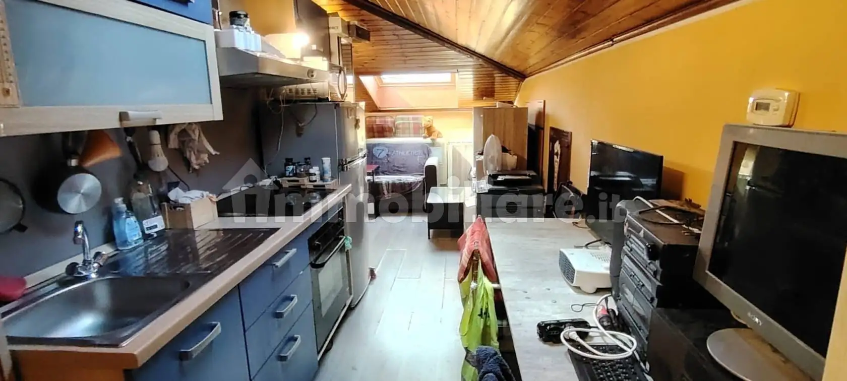 Bilocale via Guglielmo Oberdan 10, Cardano al Campo - foto 2