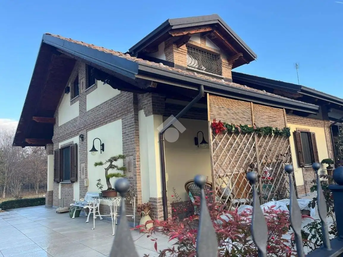 Villa in vendita a Bruino