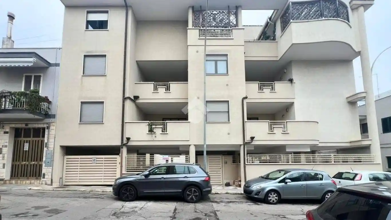 Trilocale via Aleandro Gerolamo 31, Santa Chiara - Sant'Angelo, Brindisi - foto 3