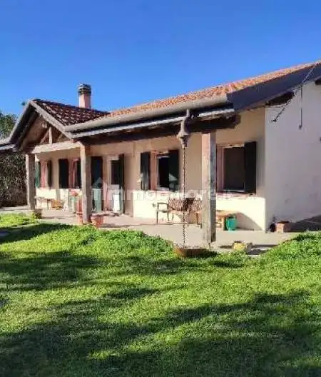 Villa in asta a Porto Viro